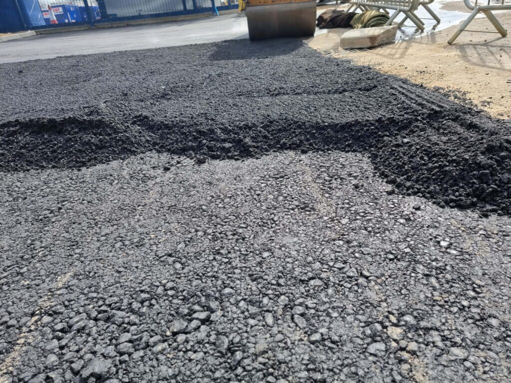 This is tarmac being laid by Lowestoft Driveway Solutions